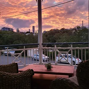 Urban Riverside Rest Brisbane